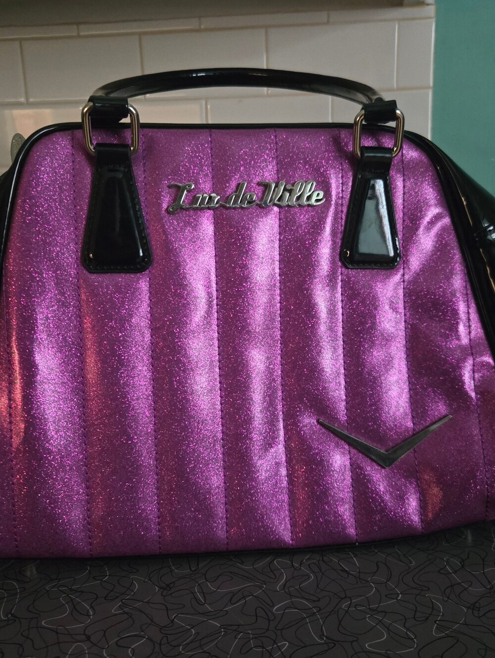 Lux de Ville Rockabilly Getaway Violet Sparkle and Black Tote Purse EUC HTF Rare